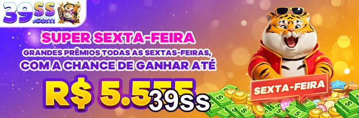 Jogador desfrutando de ofertas VIP em cassino online